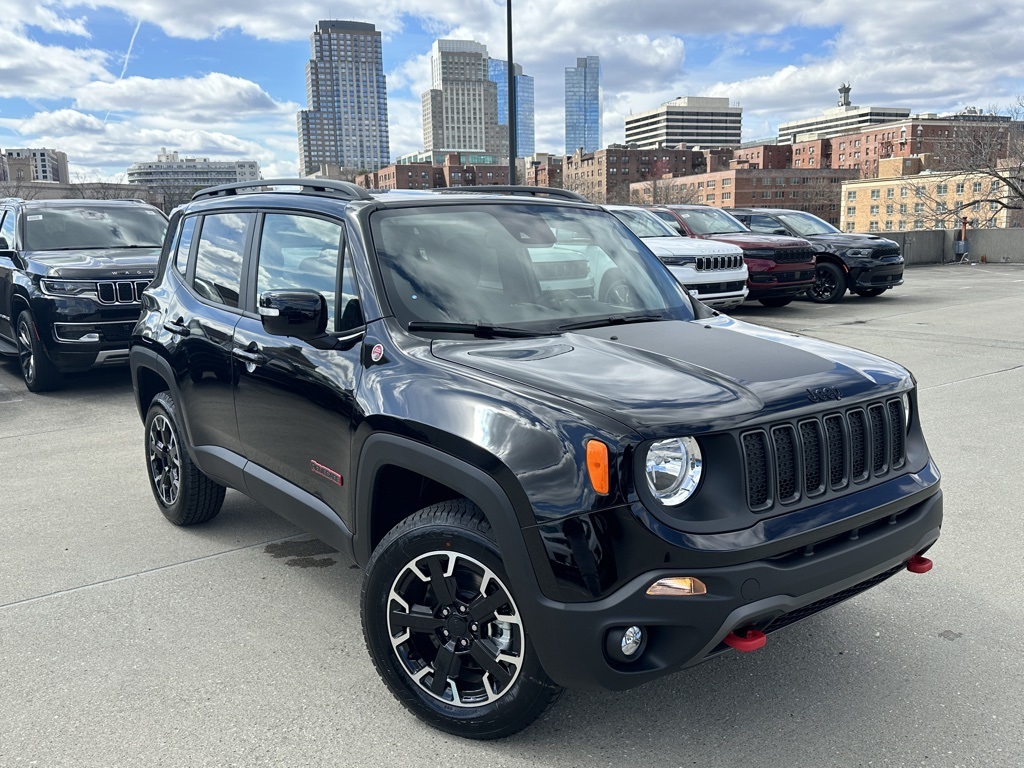 2023 Jeep Renegade Trailhawk