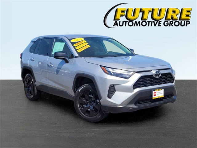 2023 Toyota RAV4 LE