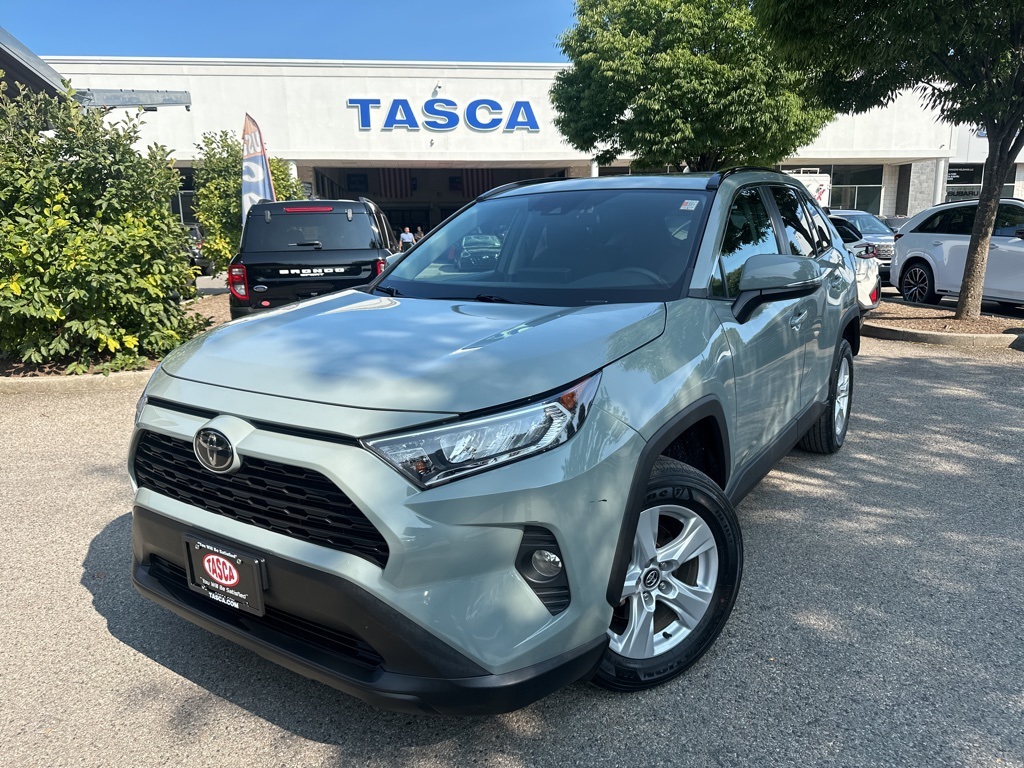 Used 2021 Toyota RAV4 XLE with VIN 2T3P1RFV2MW160644 for sale in Yonkers, NY