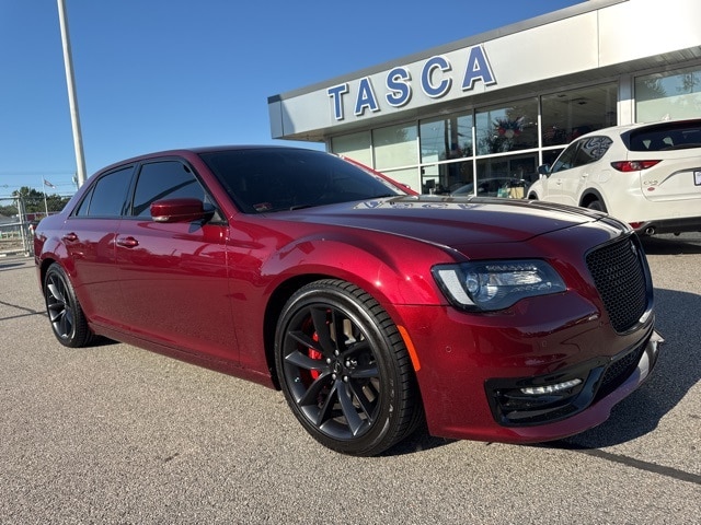 2023 Chrysler 300C C