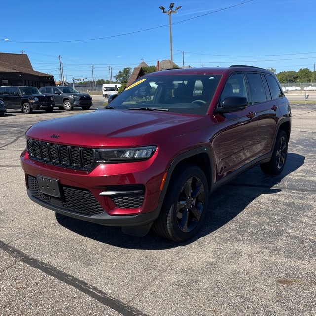 2023 Jeep Grand Cherokee Altitude