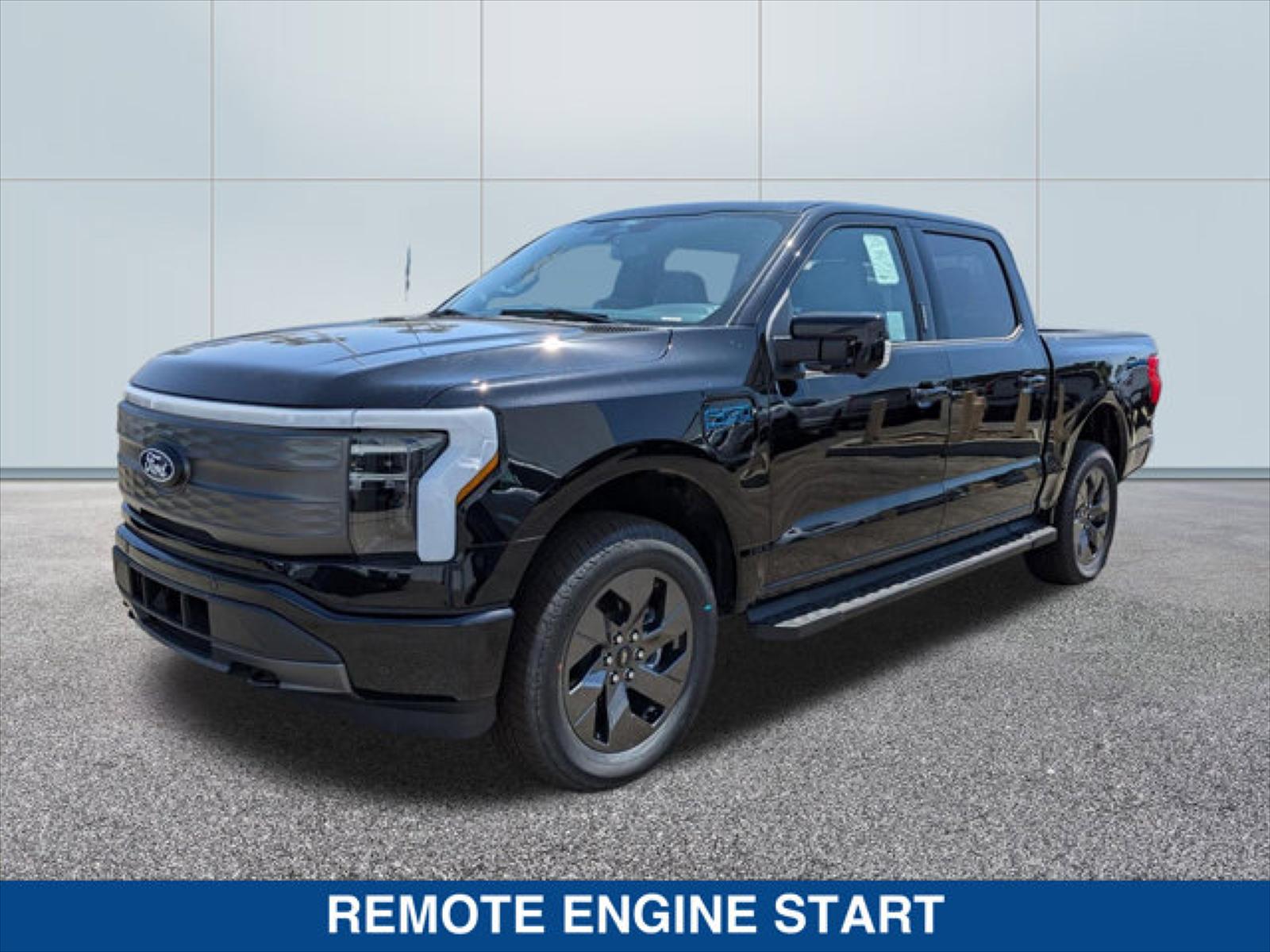 2024 Ford F-150 Lightning LARIAT