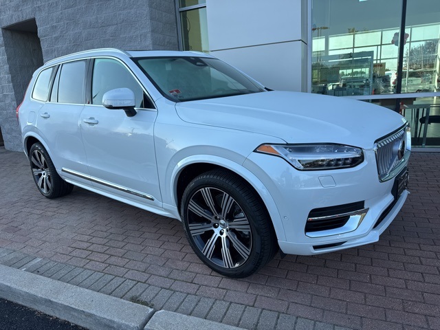 2024 Volvo XC90 Recharge Plug-In Hybrid Ultimate