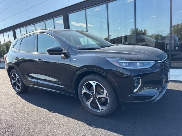 2023 Ford Escape ST-Line Elite