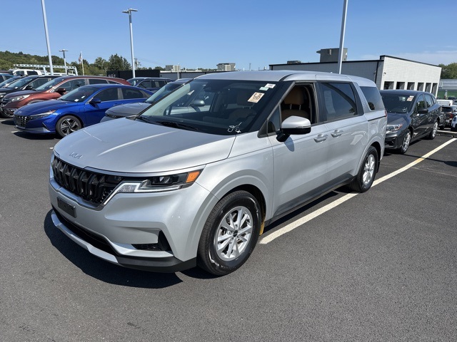 2023 Kia Carnival LX Seat Package