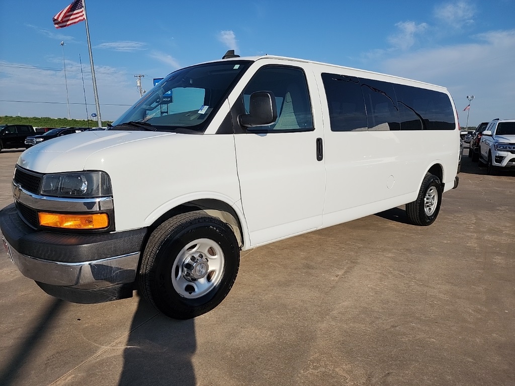 2020 Chevrolet Express 3500 LT