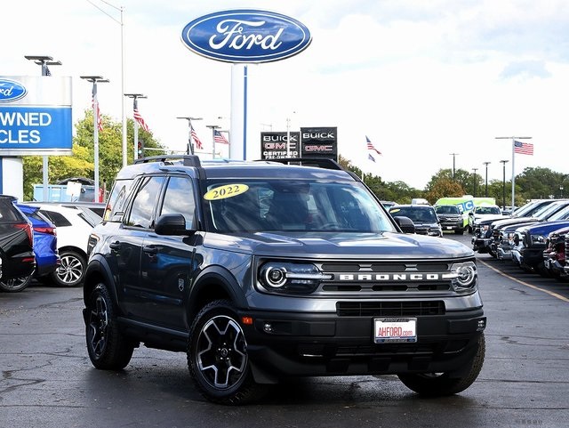 Used 2022 Ford Bronco Sport Big Bend with VIN 3FMCR9B61NRD01677 for sale in Arlington Heights, IL