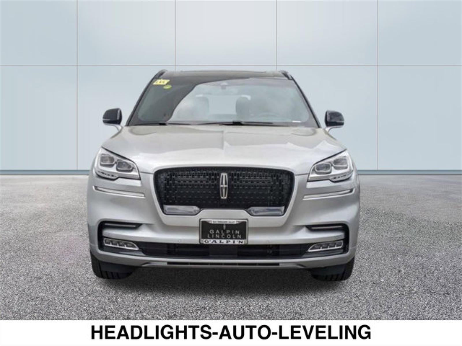 2023 Lincoln Aviator Black Label photo 4