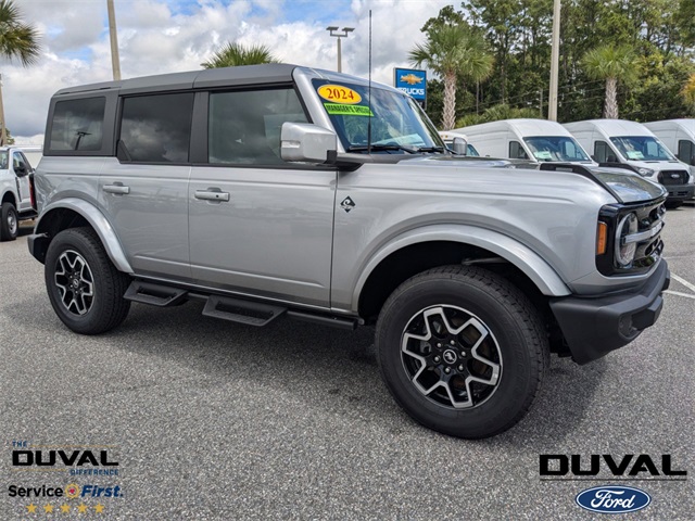 2024 Ford Bronco Outer Banks