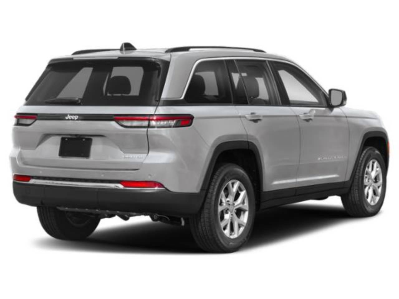 Used 2024 Jeep Grand Cherokee Altitude with VIN 1C4RJHAG5RC699636 for sale in North Branch, Minnesota