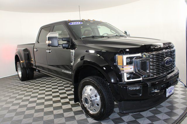 Used 2022 Ford F-450 Super Duty Platinum with VIN 1FT8W4DT9NED88675 for sale in Kansas City