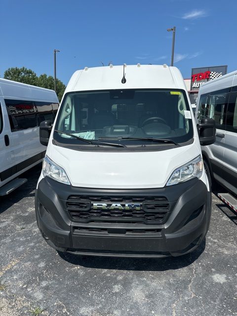 Used 2023 RAM ProMaster Window Van Base with VIN 3C6LRVPGXPE524932 for sale in Kansas City