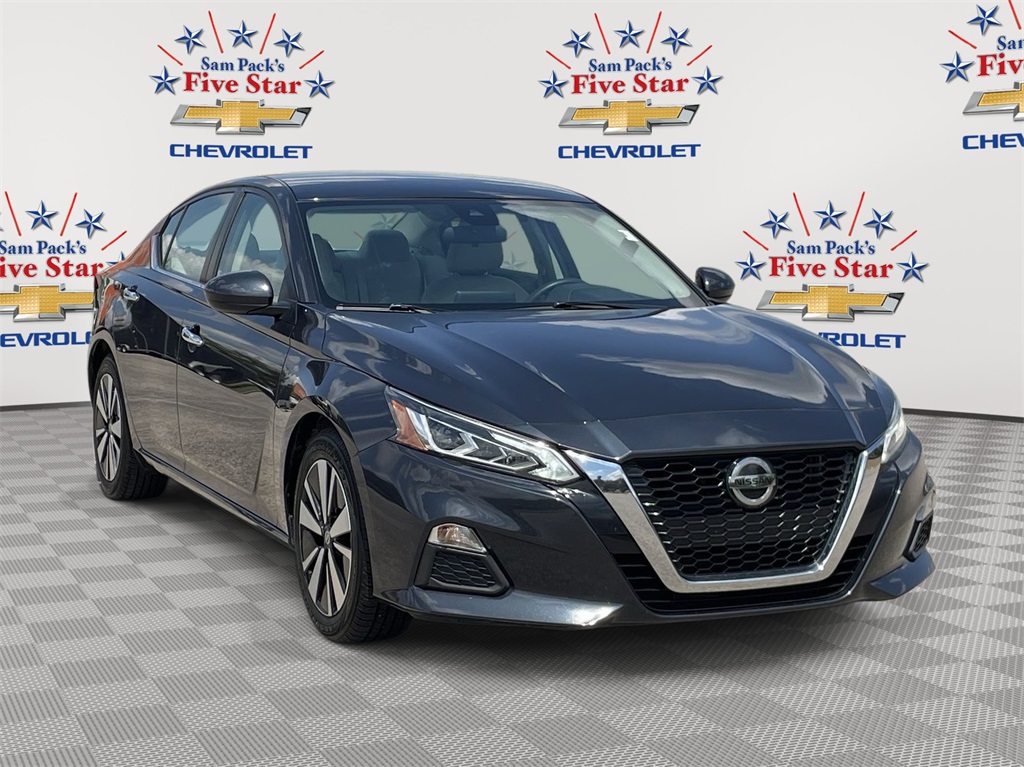 Used 2021 Nissan Altima 2.5 SV