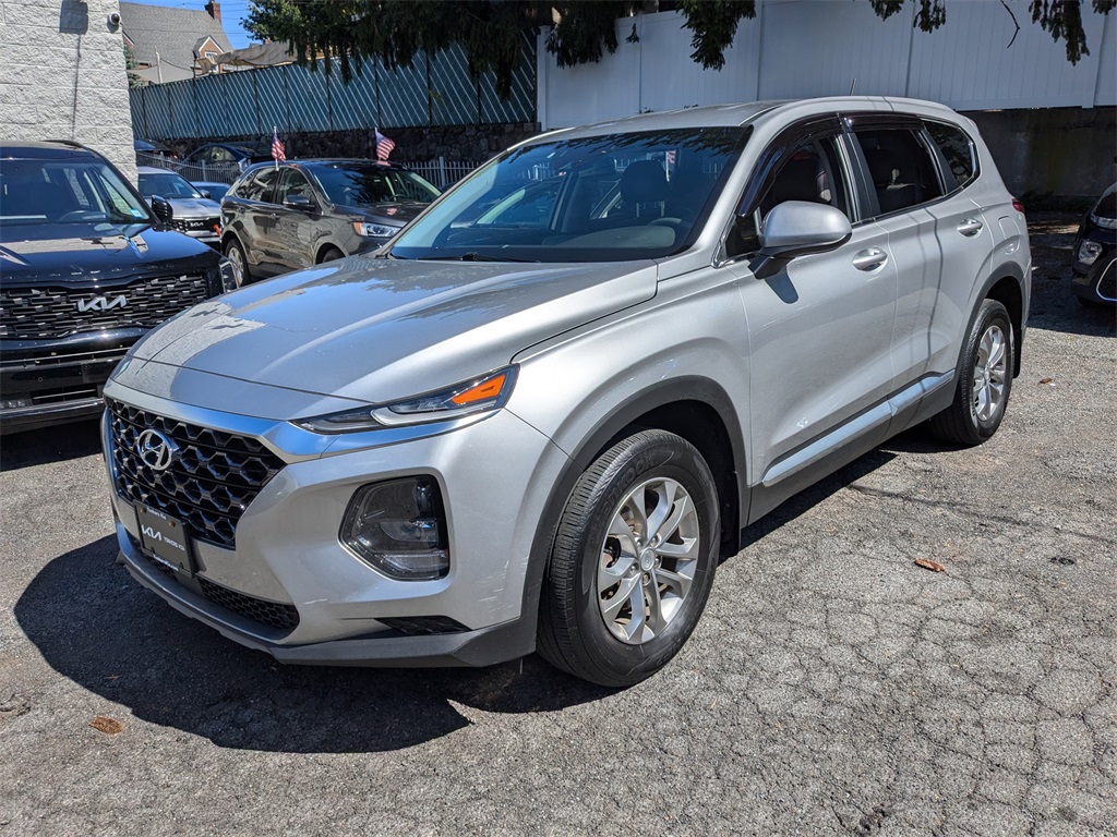 2020 Hyundai Santa Fe SE 2.4