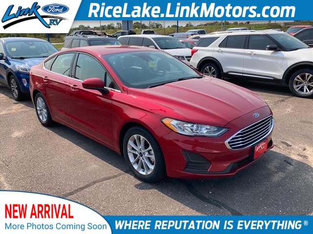 2020 Ford Fusion SE