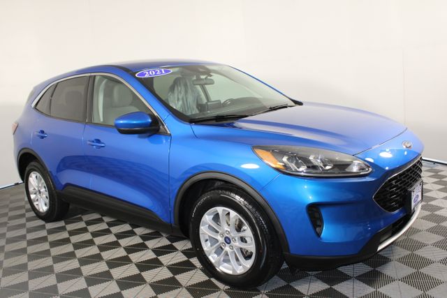 Used 2021 Ford Escape SE with VIN 1FMCU9G61MUA81536 for sale in Kansas City, MO