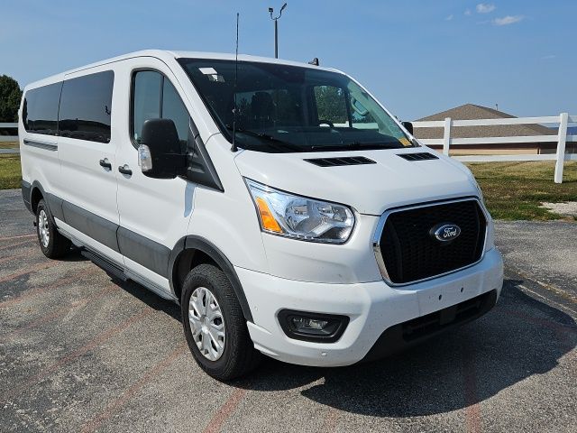 Used 2022 Ford Transit Passenger Van XLT with VIN 1FBAX2Y81NKA43526 for sale in Kansas City