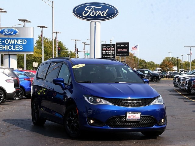 2019 Chrysler Pacifica Touring L Plus