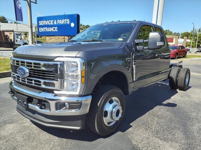 2024 Ford Super Duty F-350 DRW XLT