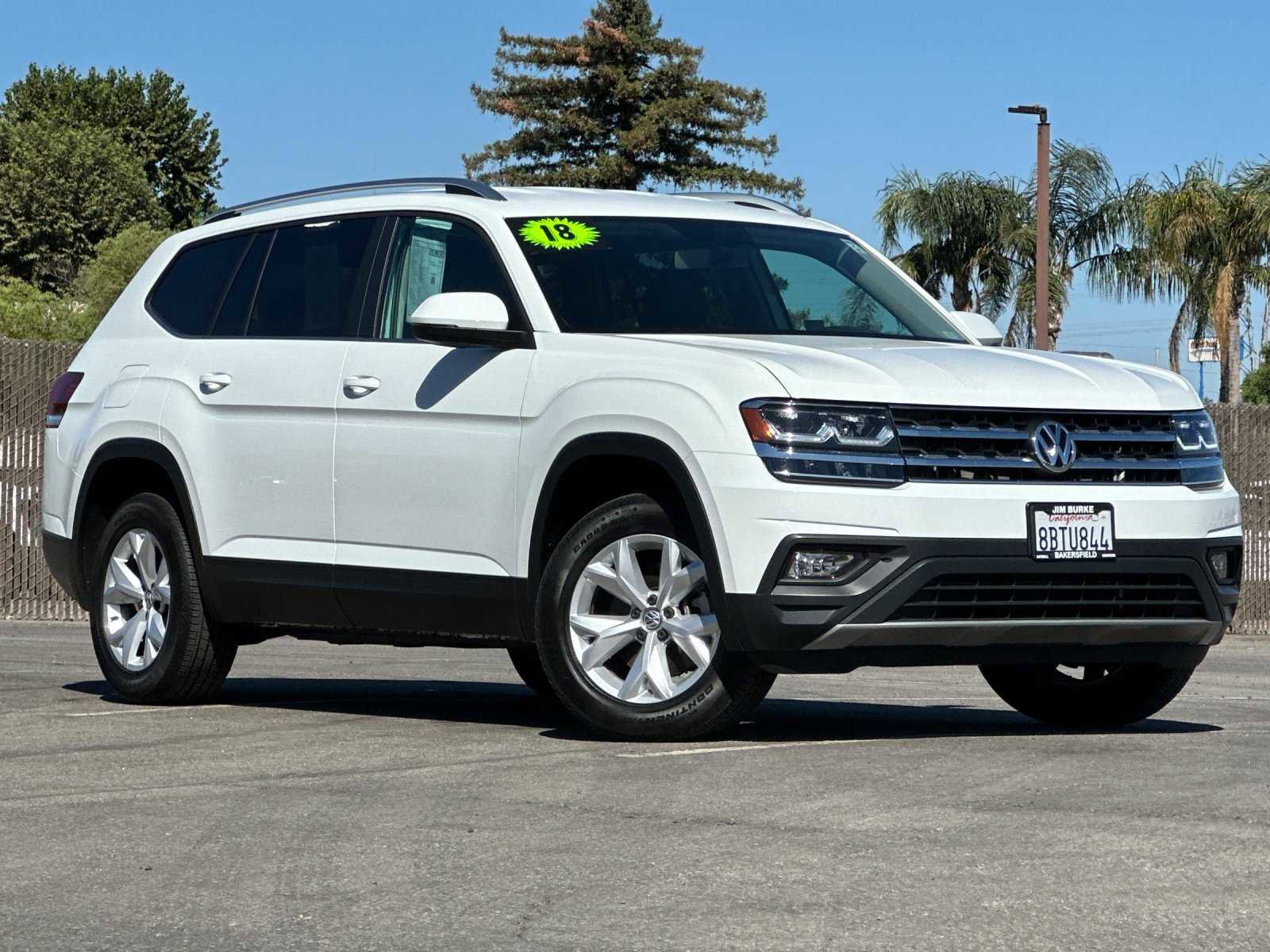 Used 2018 Volkswagen Atlas SE with VIN 1V2CR2CA7JC538499 for sale in Bakersfield, CA