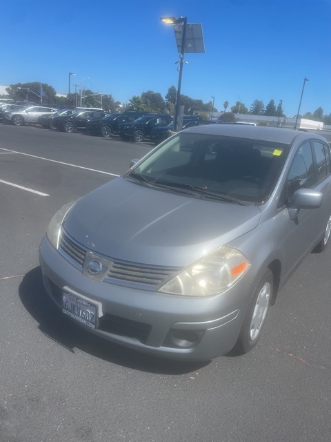 2009 Nissan Versa 1.8 S