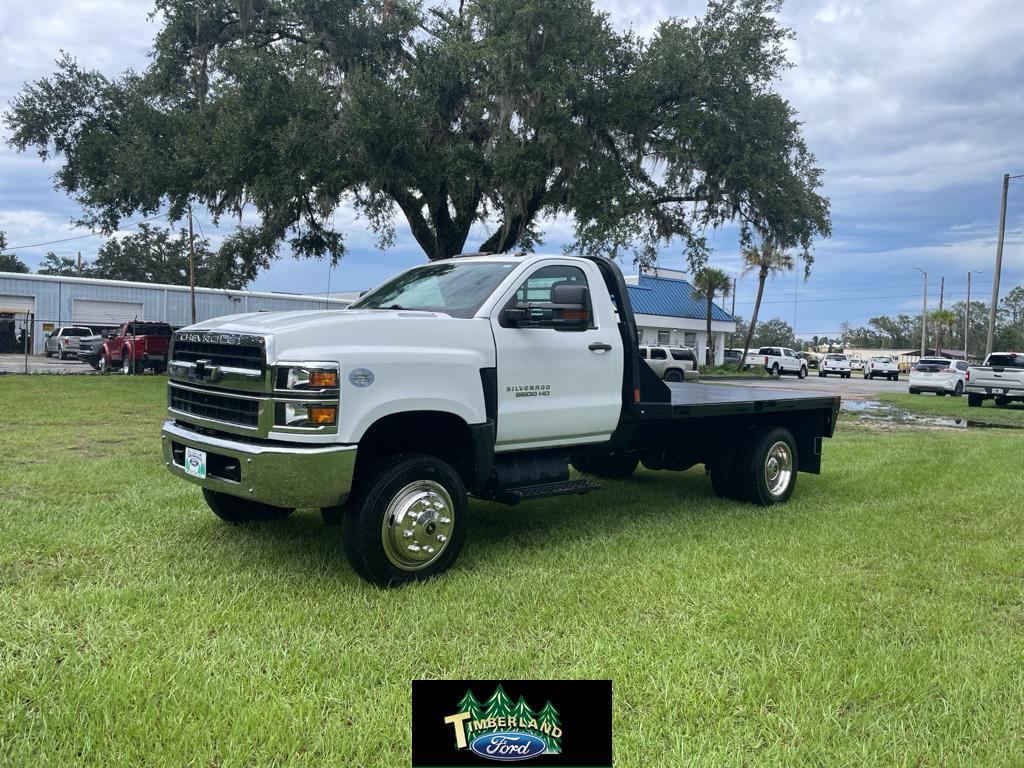 2019 Chevrolet Silverado GM 5500 w/ Flat Bed 4X4