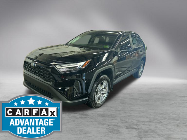 Used 2022 Toyota RAV4 XLE with VIN 2T3P1RFV0NW313491 for sale in Clarksburg, WV