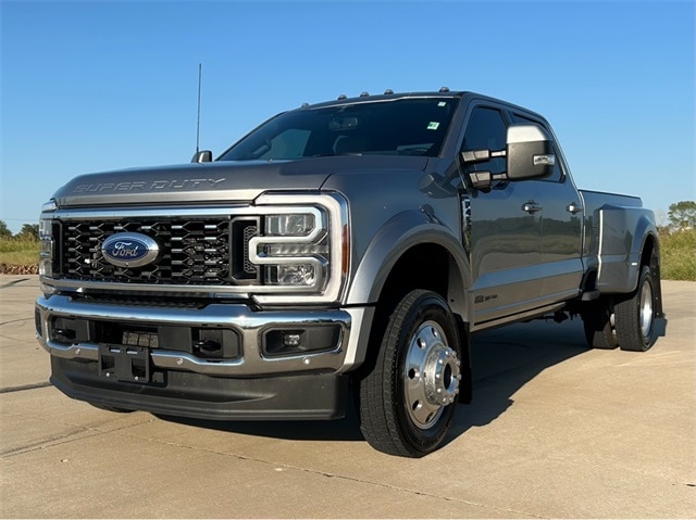 2023 Ford F-450SD LARIAT