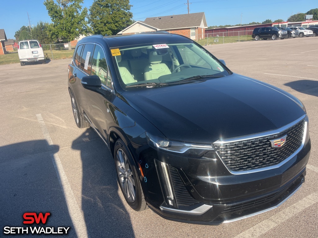 2021 Cadillac XT6 Premium Luxury