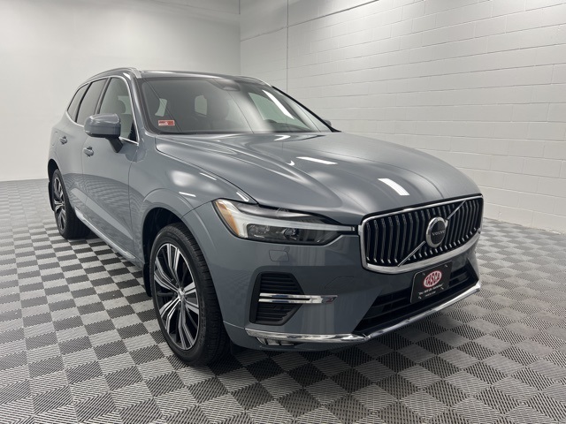 2022 Volvo XC60 B5 Inscription