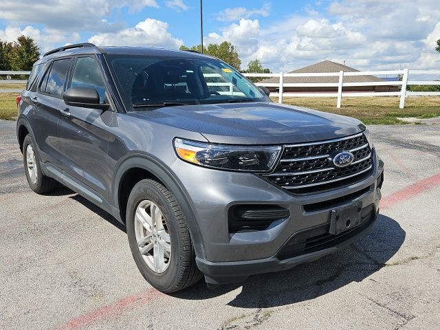 Used 2021 Ford Explorer XLT with VIN 1FMSK8DH2MGB16441 for sale in Kansas City