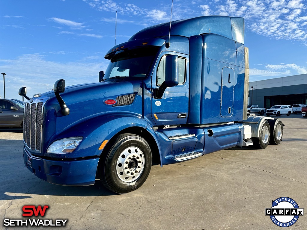 2018 Peterbilt 579 Conventional Sleeper