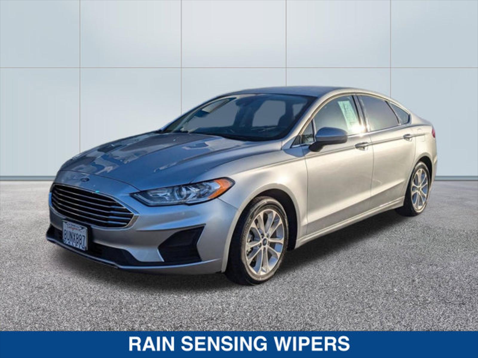 2020 Ford Fusion Hybrid SE