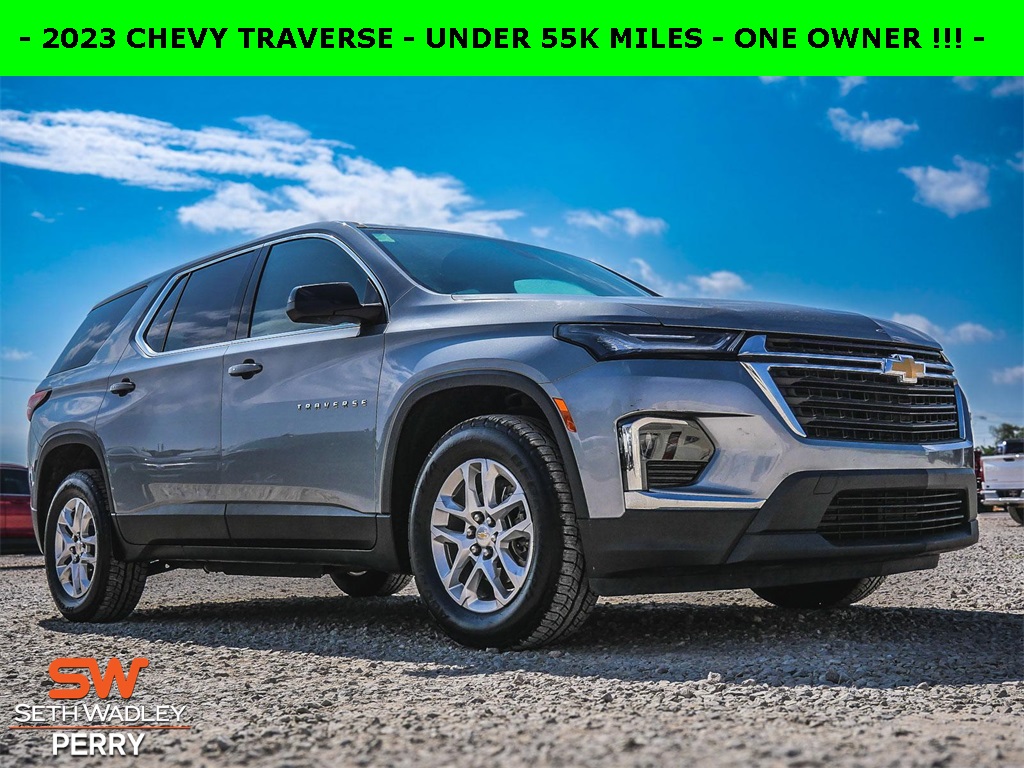 2023 Chevrolet Traverse LS