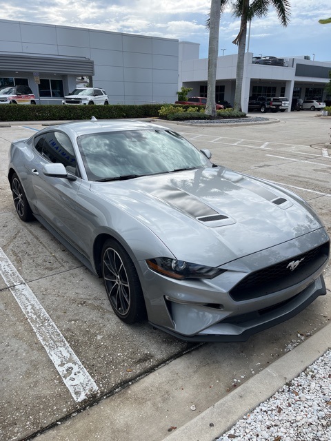 2022 Ford Mustang EcoBoost®