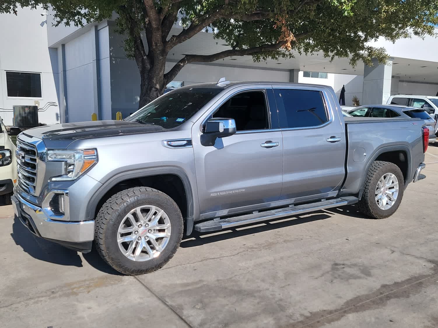 2021 GMC Sierra 1500 SLT