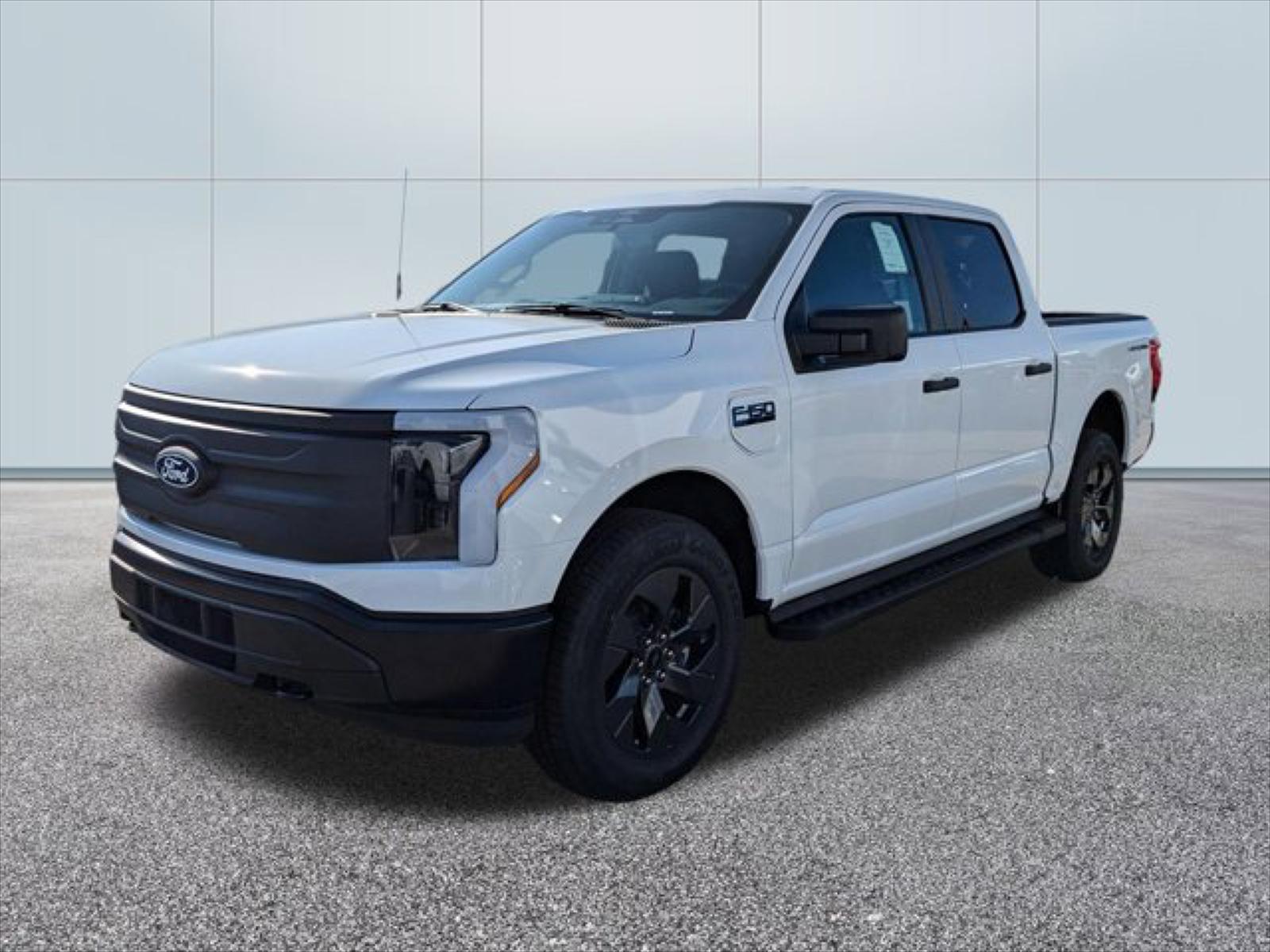 2024 Ford F-150 Lightning PRO