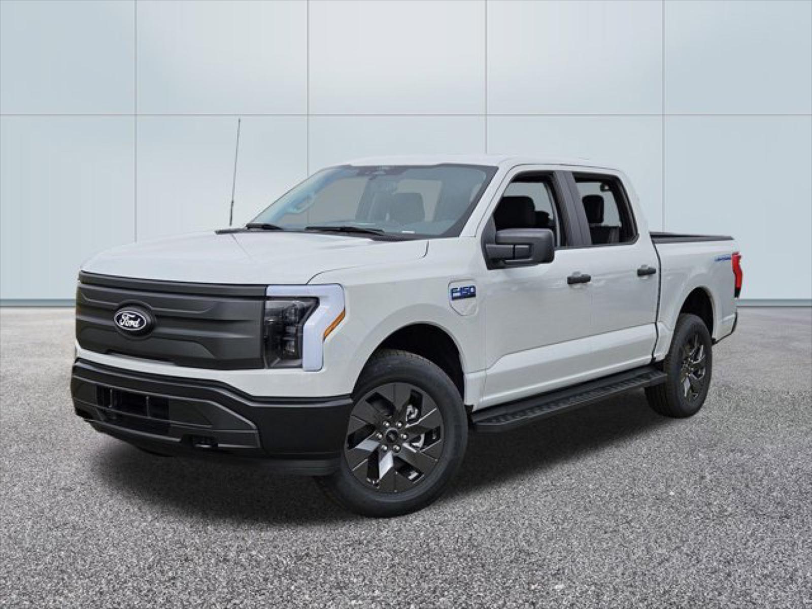 2024 Ford F-150 Lightning PRO