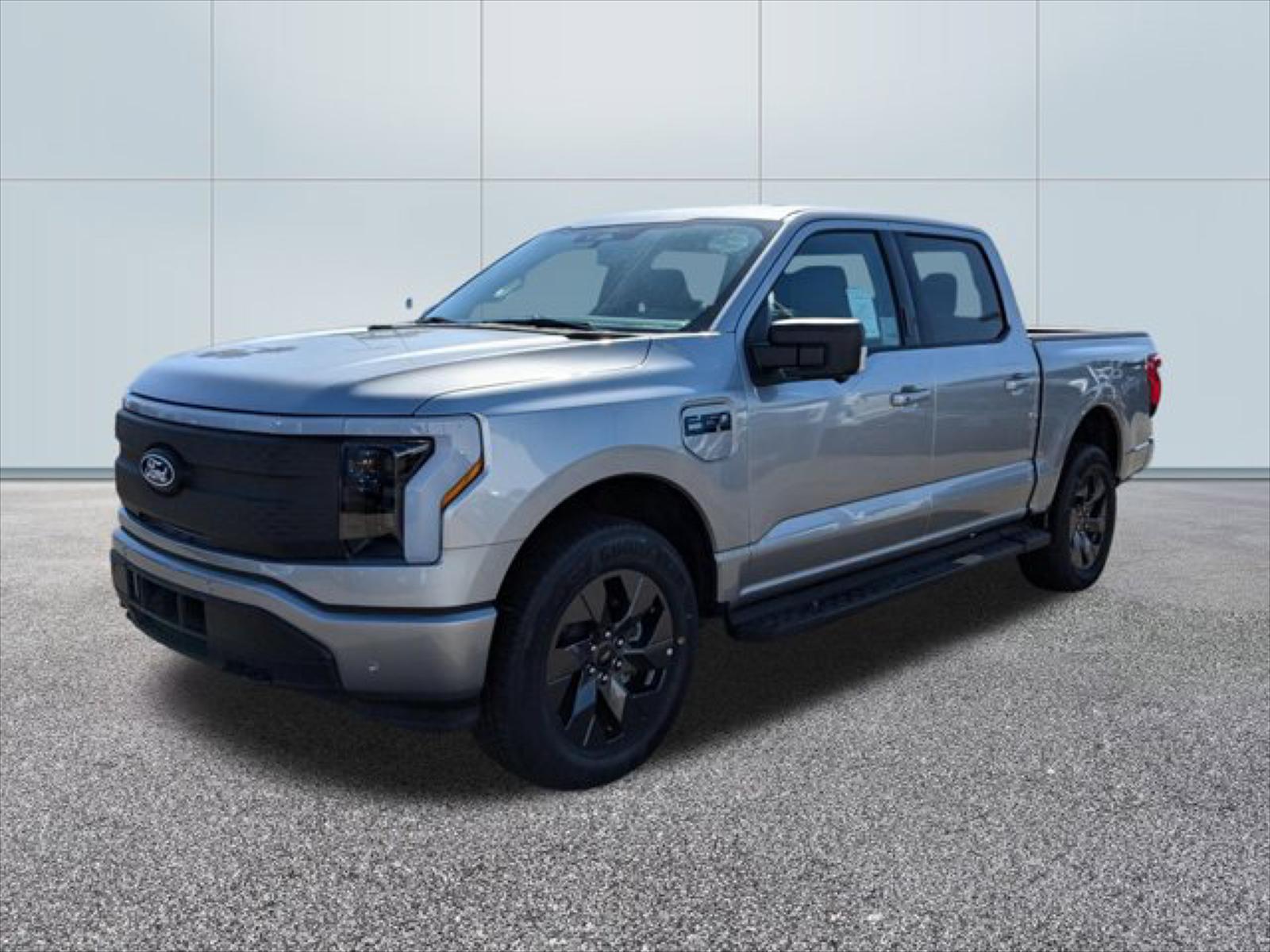 2024 Ford F-150 Lightning XLT