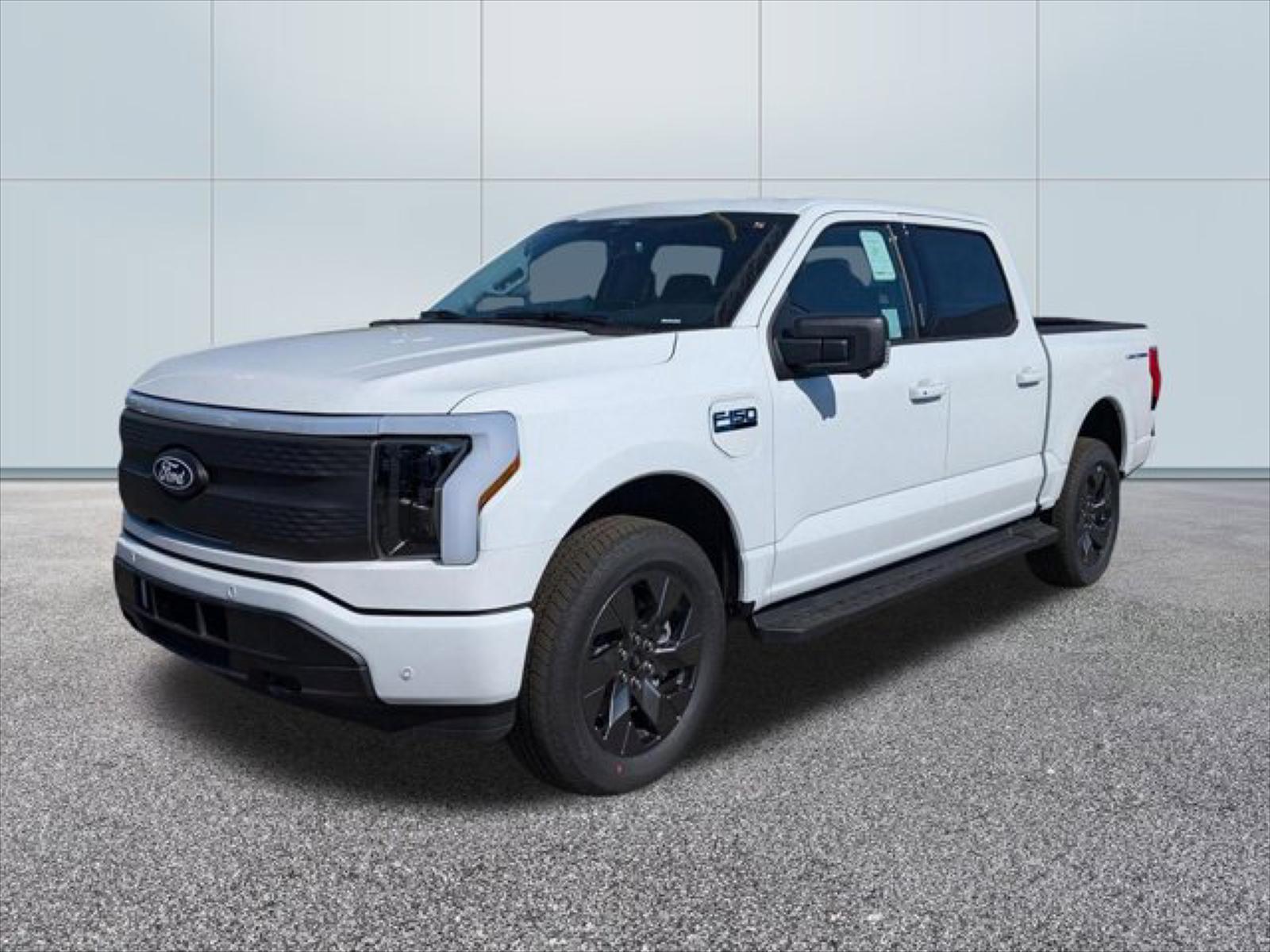 2024 Ford F-150 Lightning XLT