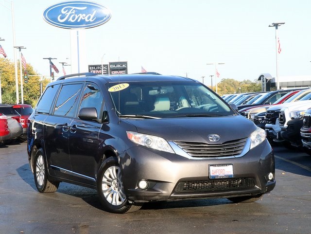 2013 Toyota Sienna XLE