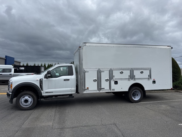 2023 Ford F-600SD