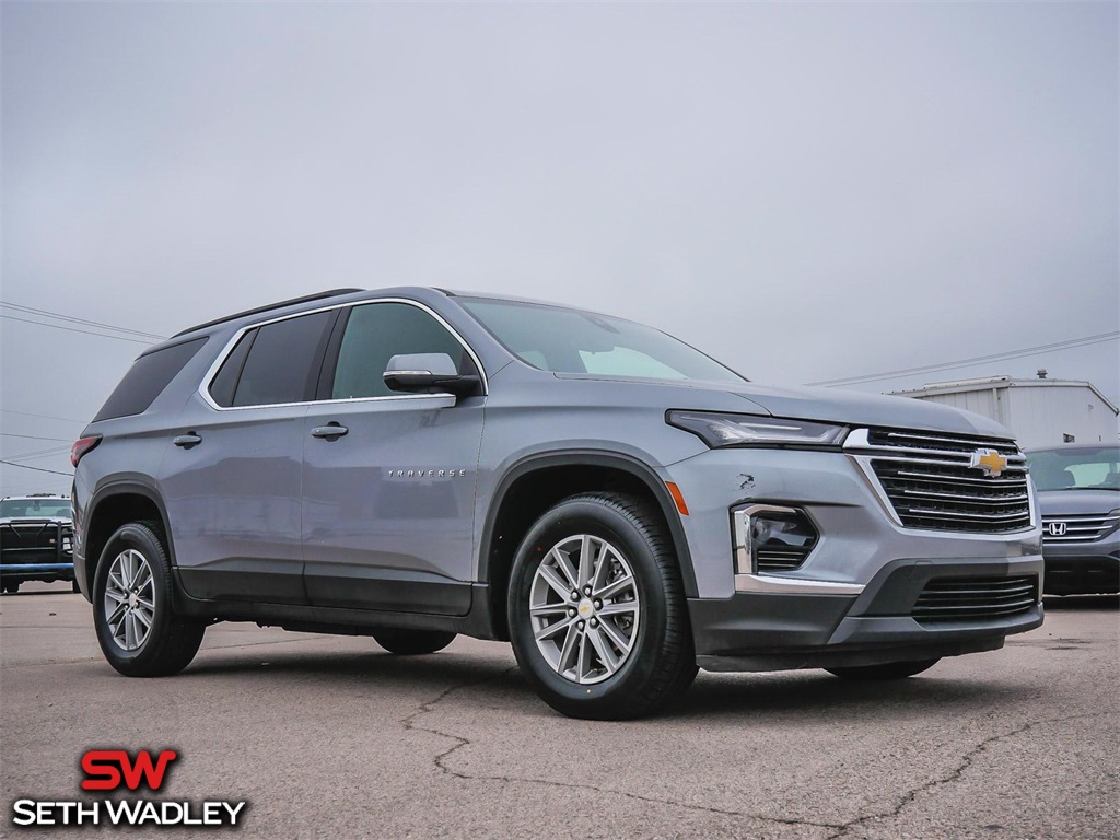 2023 Chevrolet Traverse LT