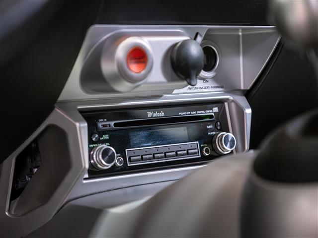 2005 Ford GT photo 14