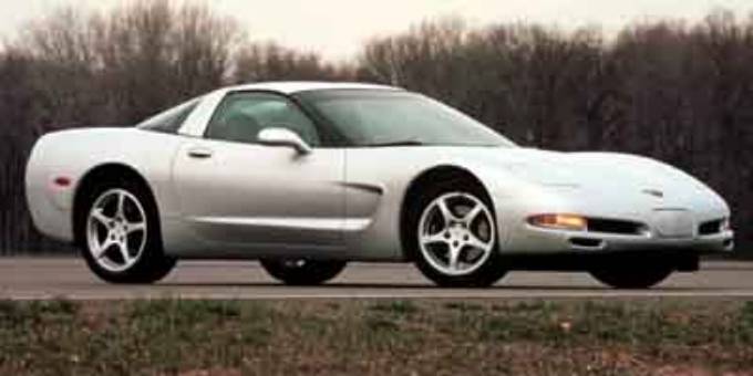 2001 Chevrolet Corvette Coupe 2D