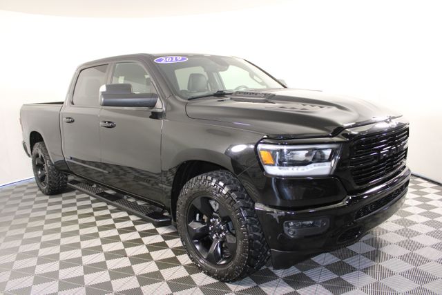 Used 2019 RAM Ram 1500 Sport with VIN 1C6SRFTT1KN850028 for sale in Kansas City