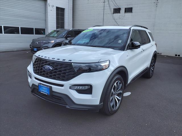 2024 Ford Explorer ST-Line