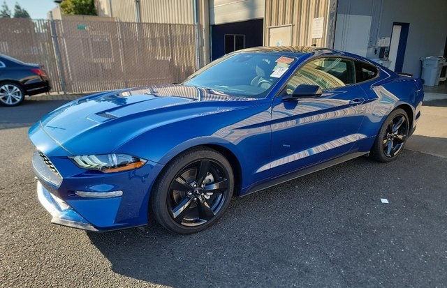 2022 Ford Mustang EcoBoost®