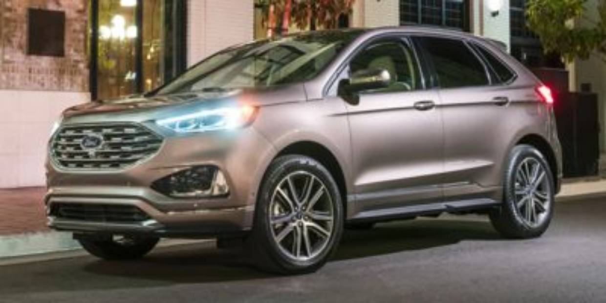 2020 Ford Edge SE's photo