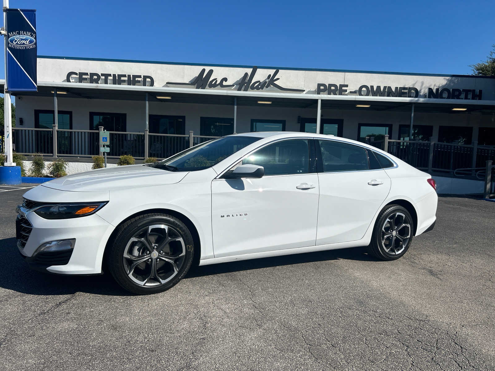 2022 Chevrolet Malibu LT